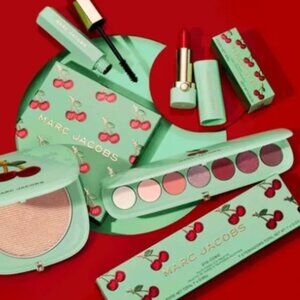 Marc Jacobs Very Merry Cherry Collection